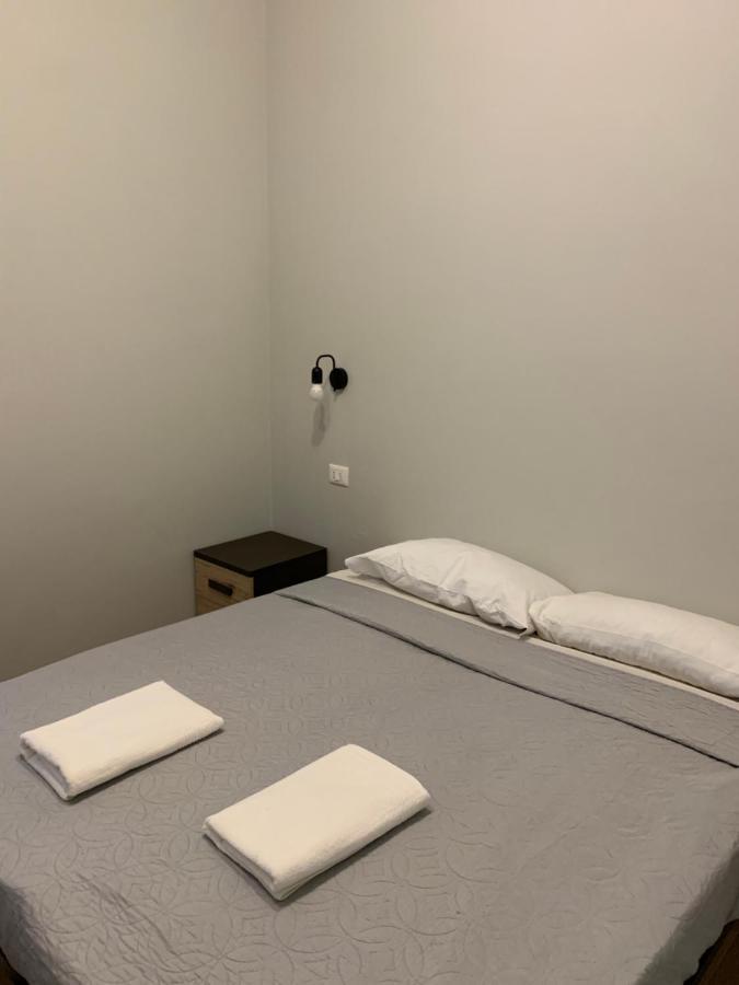 Gramsci 2 Rooms Bologna Bagian luar foto
